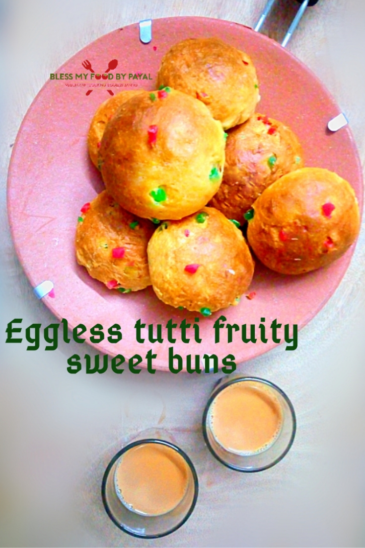 Eggless tutti fruity sweet buns