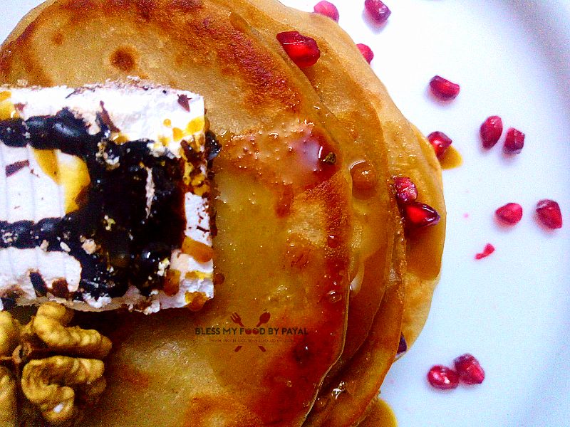 Eggless whole wheat banana pancake recipe | eggless banana pancakes | how to make eggless banana pancake