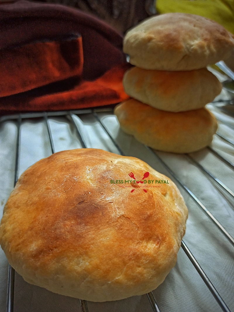 Kulcha (chole wala) recipe | pocket kulcha recipe |street food bakery kulcha recipe