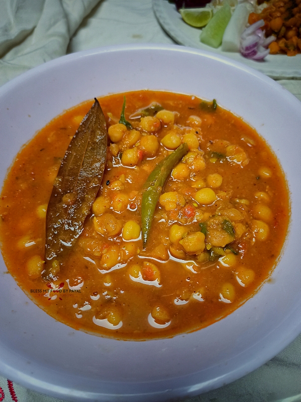 How to make Chickpea Curry Chana masala