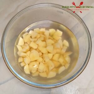 keep potatoes in water