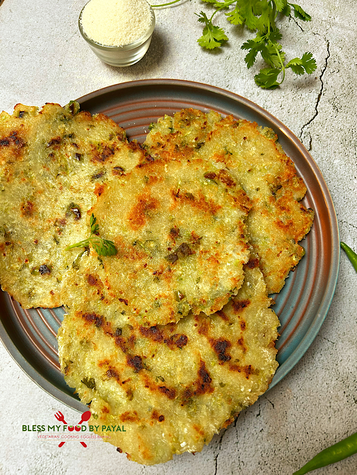 Konkani Taushya Rava Bhakri Recipe | Cucumber Semolina Roti