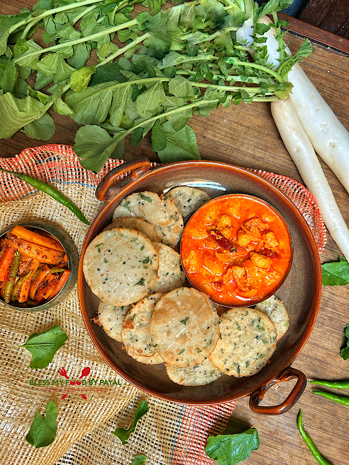 Murauri Recipe | Radish Poori | Muli Ki Puri Recipe