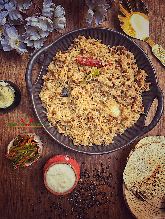 Black Urad Dal Khichdi for Makar Sankranti | Makar Sankranti special Whole Urad Dal Khichdi recipe