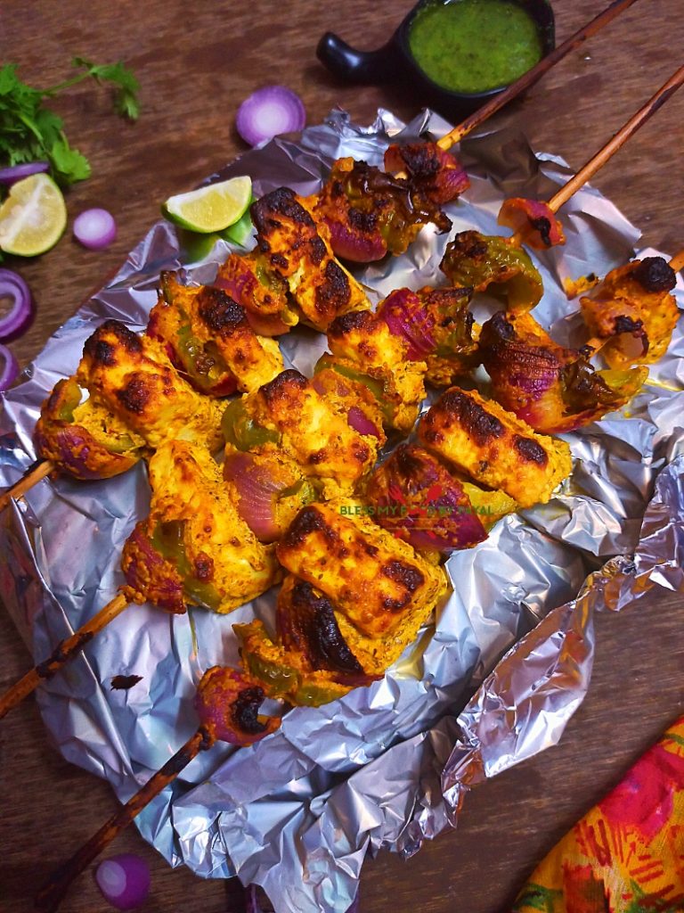 Paneer tikka recipe restaurant style | how to make paneer tikka in oven