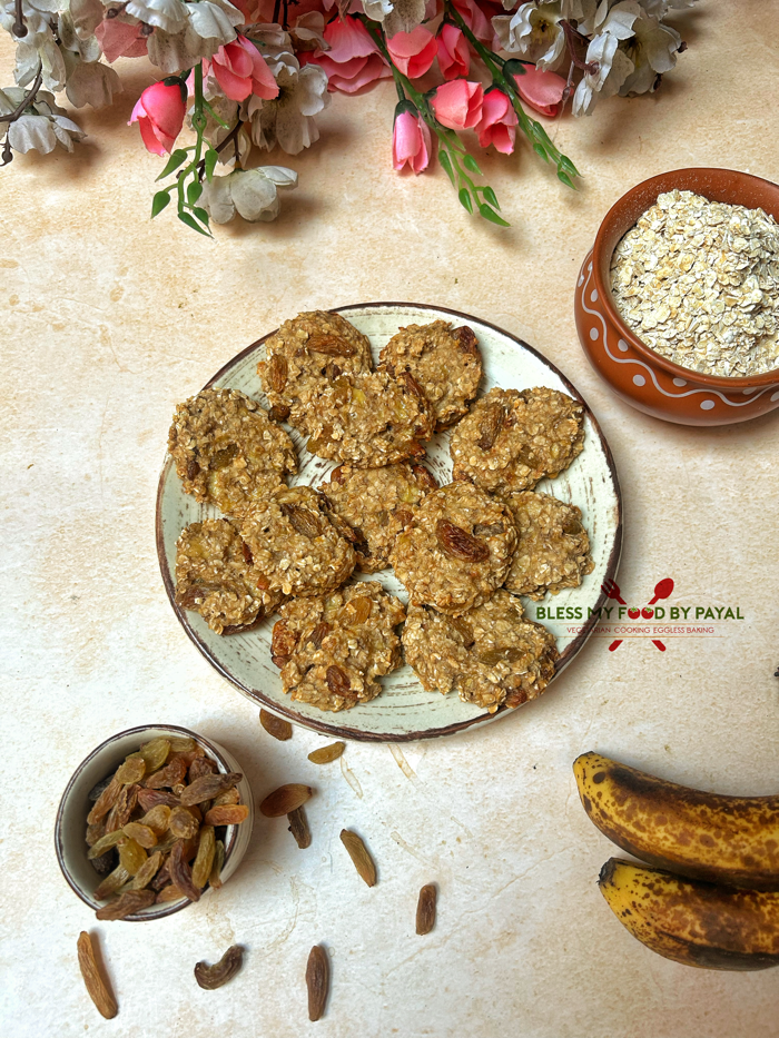 Healthy banana oatmeal raisin cookies recipe