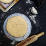 How to make pizza base with wheat flour?